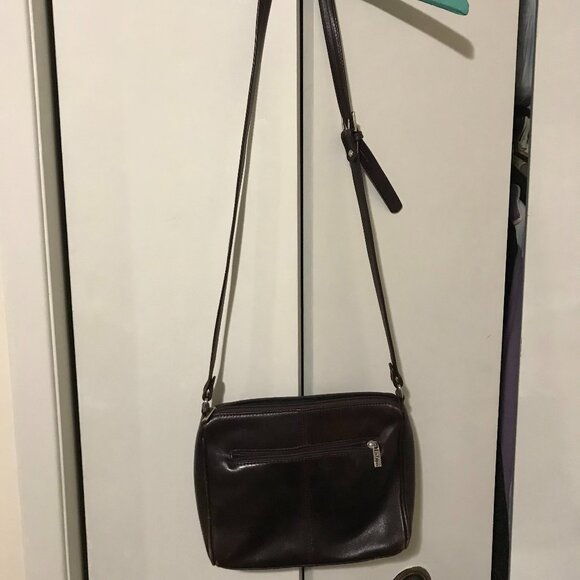 LaDiva Ladies Burgundy Leather Shoulder Bag - Picture 1 of 6